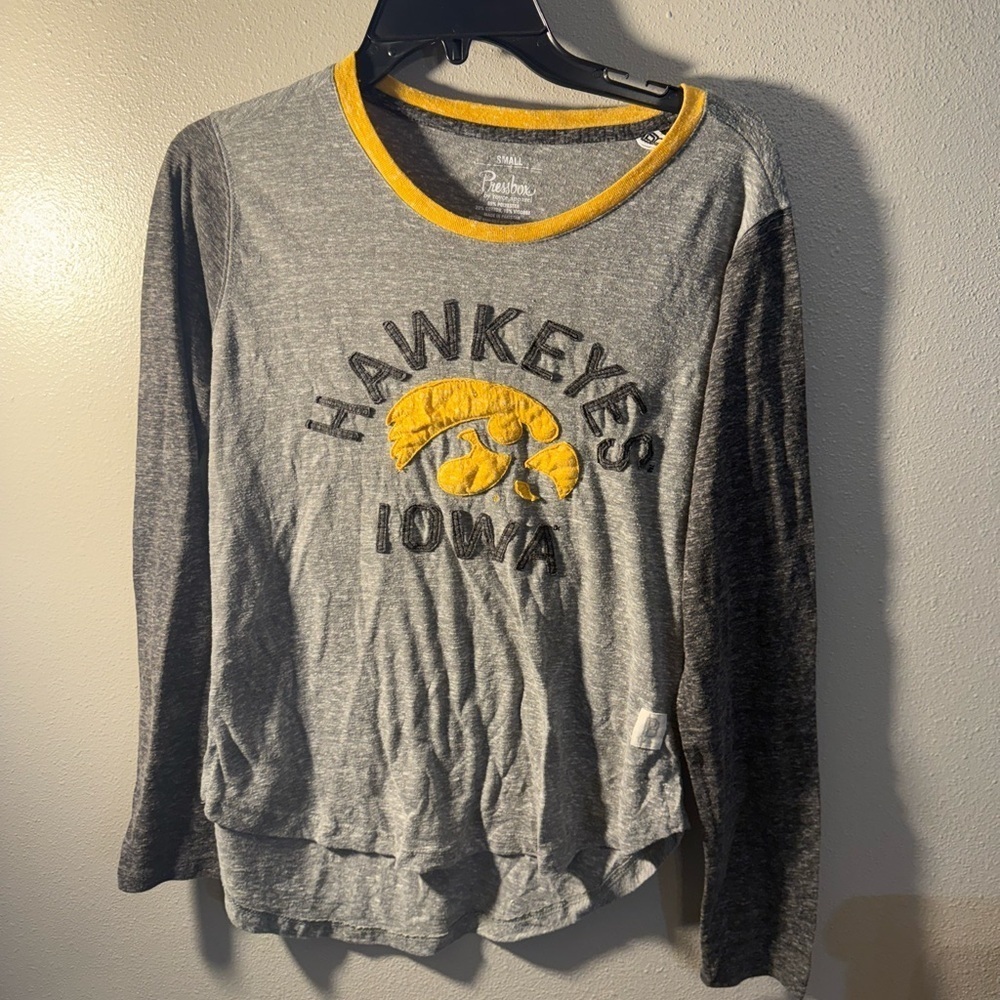 Iowa Hawkeyes gray and Yellow Long Sleeve Shirt